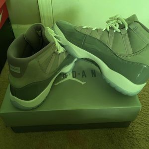 Air Jordan 11 Cool Grey